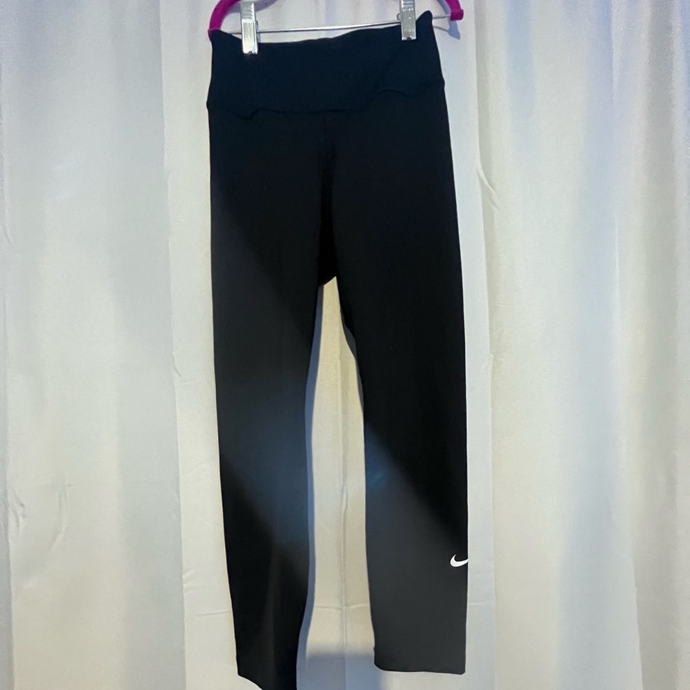 NIKE dry-fit leggings